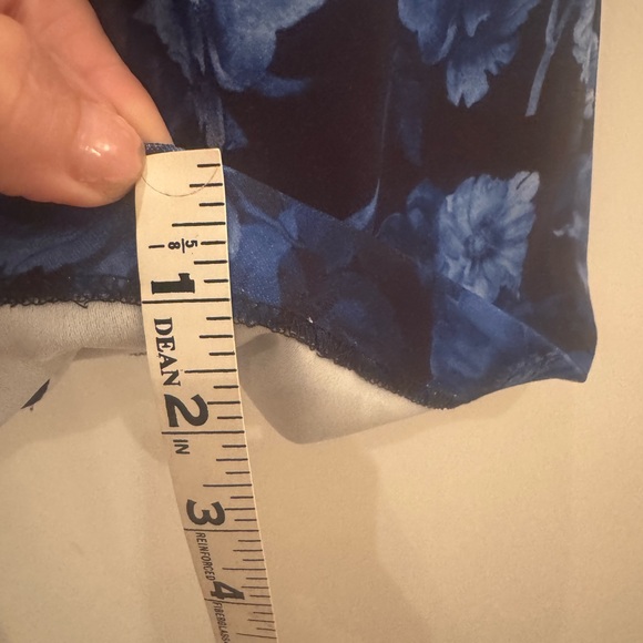 Alice + Olivia Blue Floral Pants. Size 12. - Picture 12 of 12